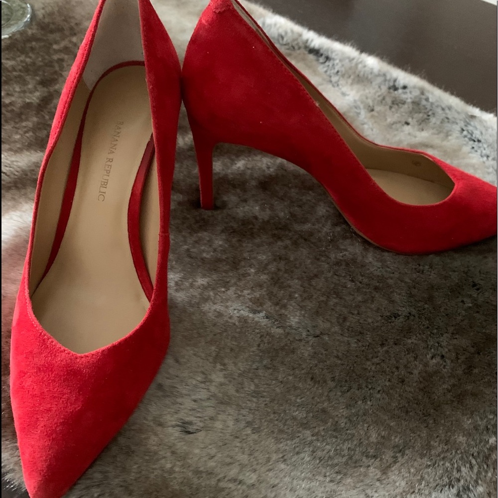 Banana Republic Madison 12 hr shoes. Size 6/12